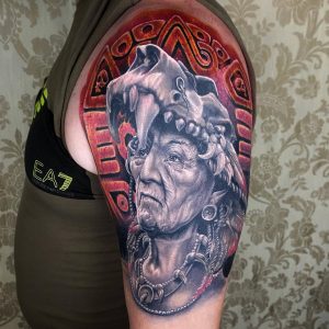 Tetování ve stylu realistic. Motiv portrét. Střední kérka. Tetoval Tibor Black.