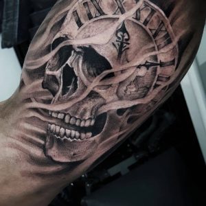 Tetování ve stylu realistic. Motiv lebka. Střední kérka. Tetoval Ladislav Jadavan.