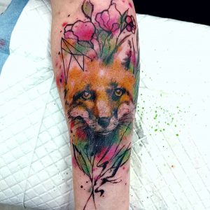 Tetování ve stylu watercolor. Motiv zvířata. Střední kérka. Tetoval Marko.